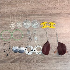 Cute lot of fashion earrings